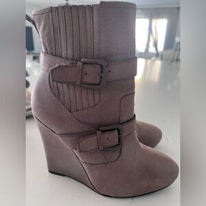 Joie leather wedge booties size 7